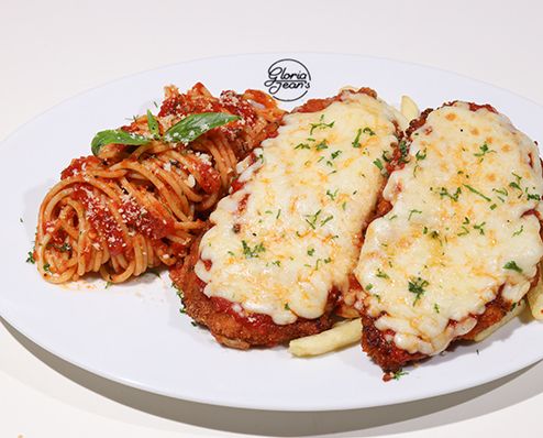CHICKEN PARMESAN WITH SPAGHETTI
